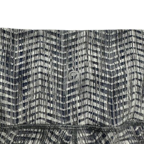 Lululemon Wunder Under High-Rise 7/8 Tight *Full-On Luxtreme 25" Women’s Sz 4 - Picture 9 of 11